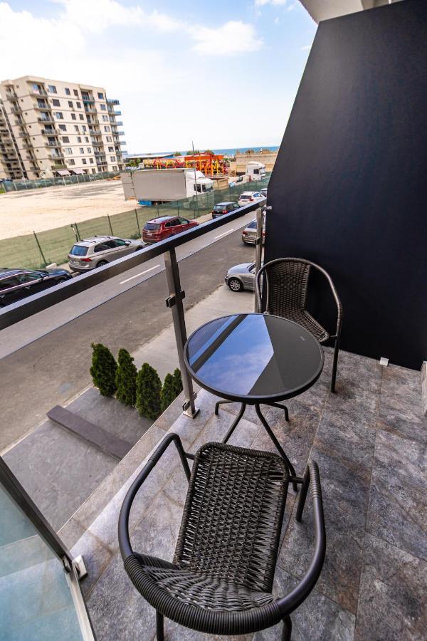 Danilo Apartments Mamaia Nord Navodari Bagian luar foto
