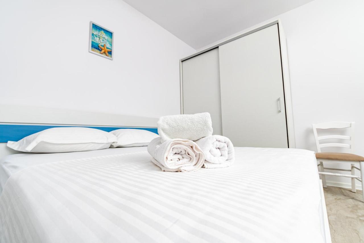 Danilo Apartments Mamaia Nord Navodari Bagian luar foto