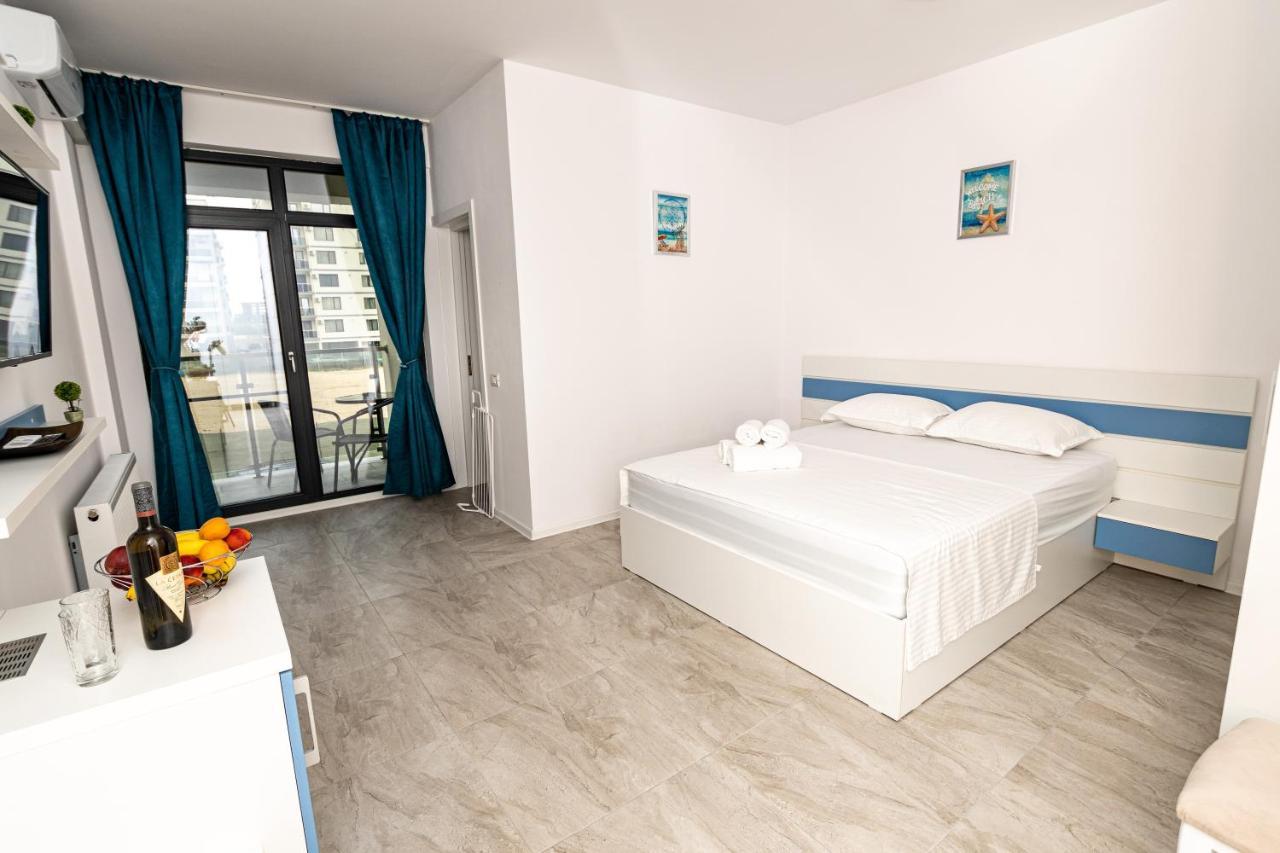 Danilo Apartments Mamaia Nord Navodari Bagian luar foto